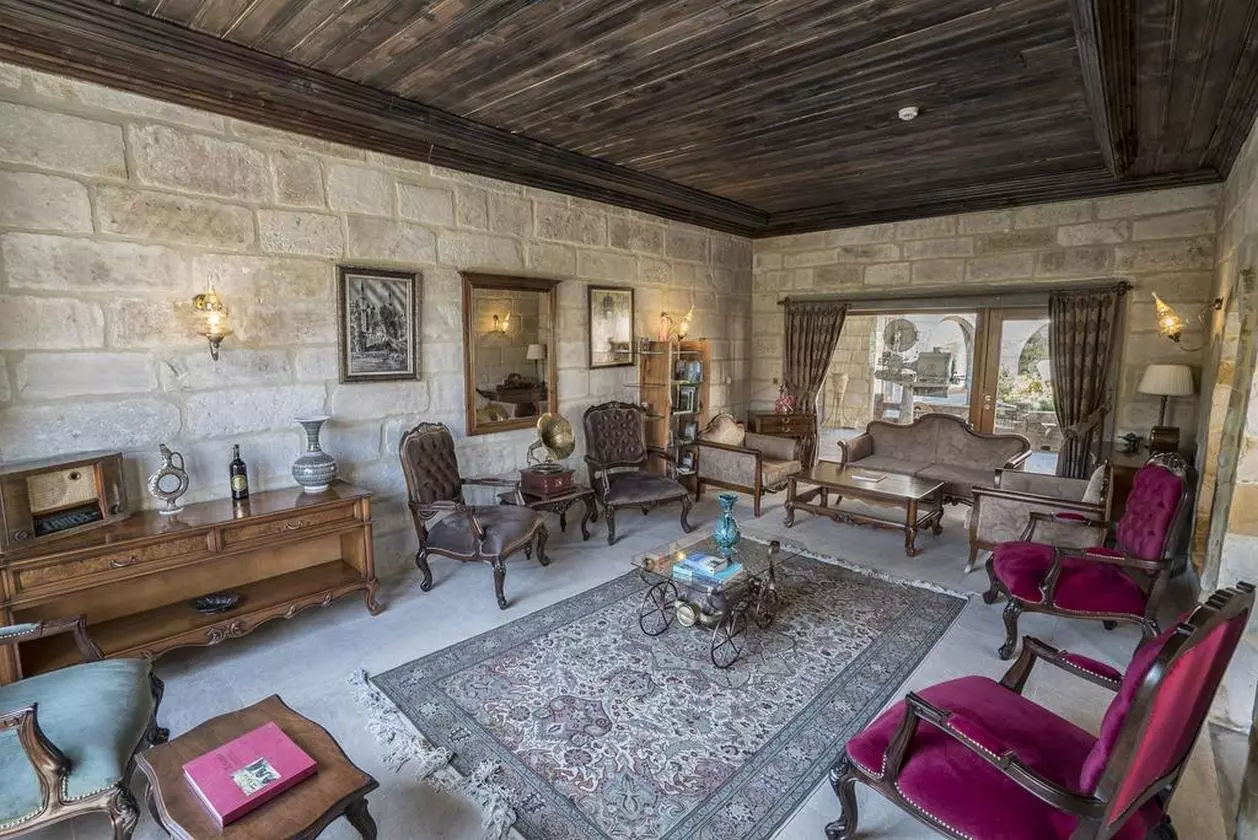 BESTWESTERN_SAHABVIZPARVAZ (9).jpg